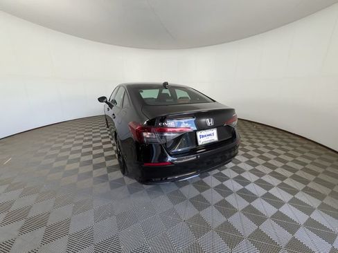 Used 2025 Honda Civic Sport image 10