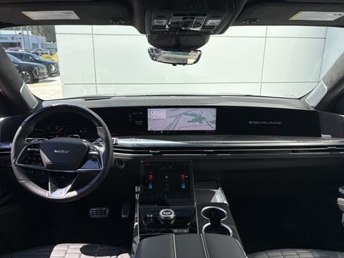 Used 2026 Cadillac Escalade V AWD/4WD image 23