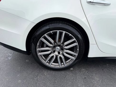 Used 2017 Maserati Ghibli image 56