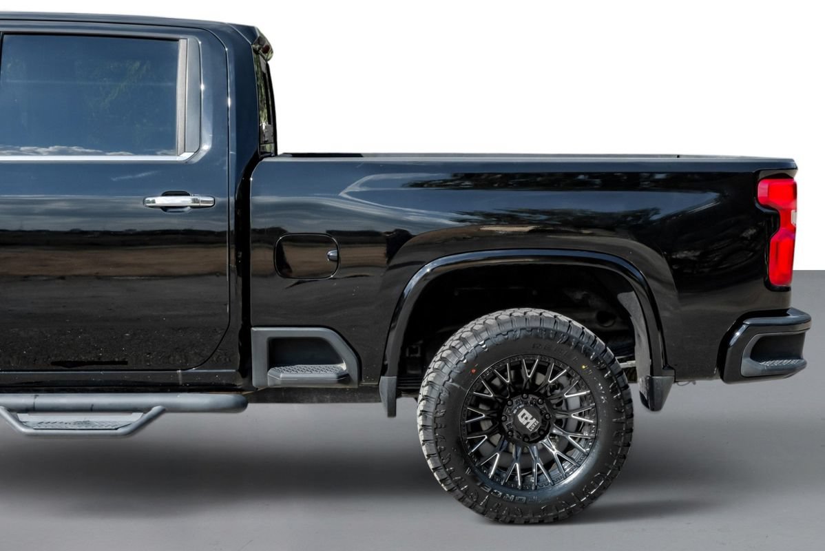 Used 2023 Chevrolet Silverado 2500 LTZ w/ LTZ Texas Edition AWD/4WD image 9