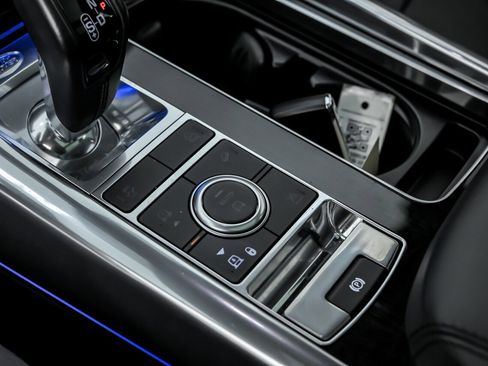 Used 2020 Land Rover Range Rover Sport HSE Dynamic image 40