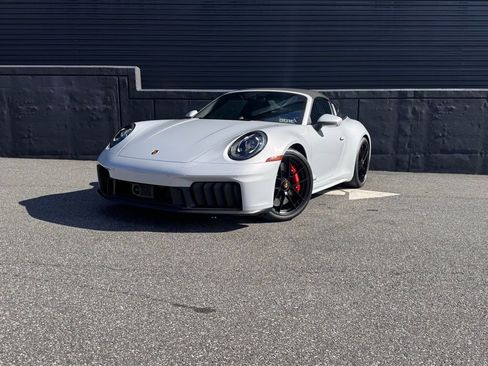 Certified 2025 Porsche 911 Targa 4 GTS image 6