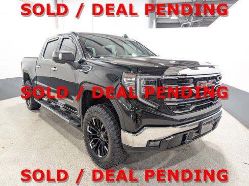 Used 2024 GMC Sierra 1500 SLT w/ SLT Premium Package AWD/4WD image 1