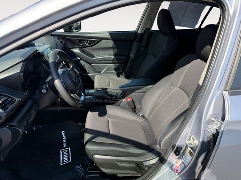 Used 2020 Subaru Crosstrek 2.0i AWD/4WD image 10