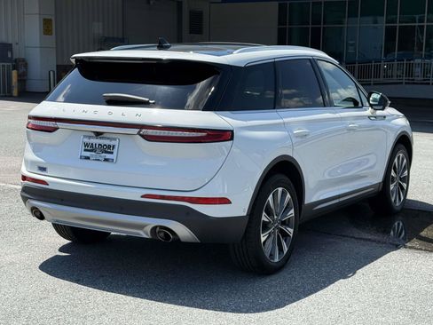 Used 2022 Lincoln Corsair Reserve w/ Equipment Group 201A AWD/4WD image 2
