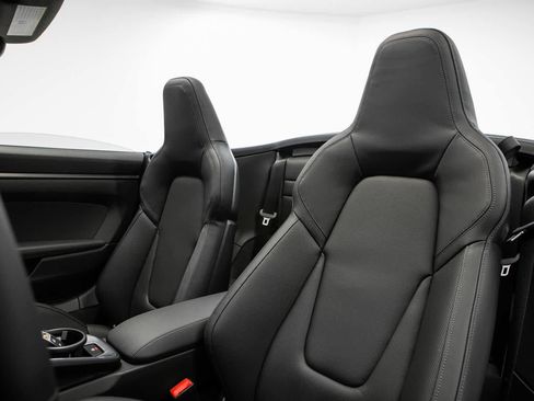 New 2026 Porsche 911 Carrera T RWD image 5