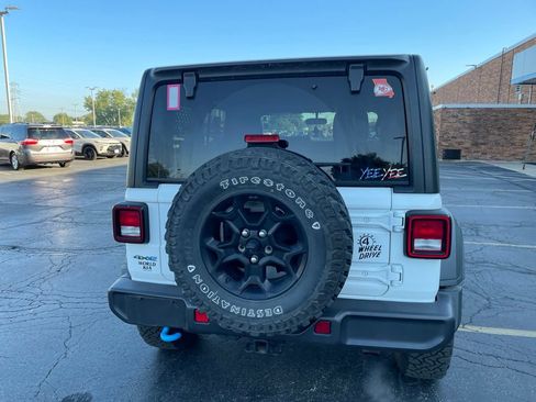 Used 2023 Jeep Wrangler Unlimited AWD/4WD image 4