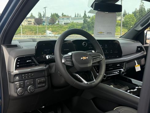 New 2026 Chevrolet Tahoe Premier w/ Sun And Tow Package AWD/4WD image 12