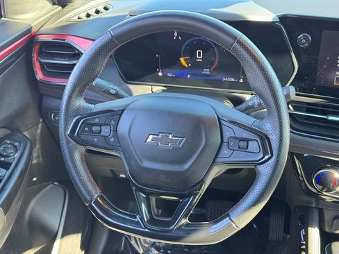 Used 2024 Chevrolet TrailBlazer RS image 19