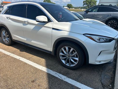 Certified 2021 INFINITI QX50 Luxe FWD image 8