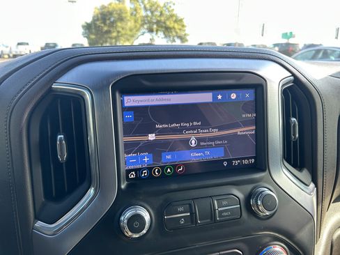 Used 2019 GMC Sierra 1500 SLT image 14