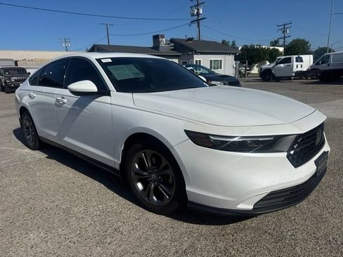 Used 2023 Honda Accord EX image 3