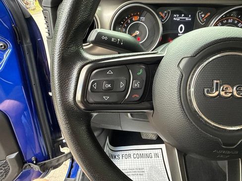 Used 2018 Jeep Wrangler Sport AWD/4WD image 17