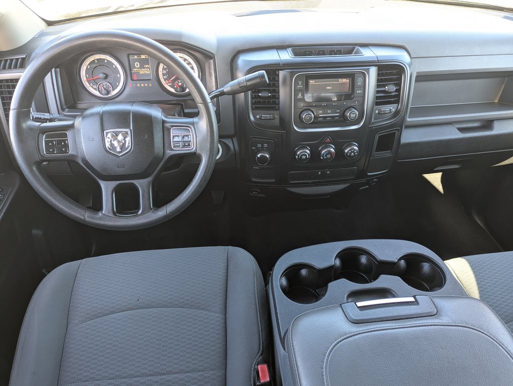 Used 2018 RAM 1500 ST w/ SXT Appearance Group AWD/4WD image 27