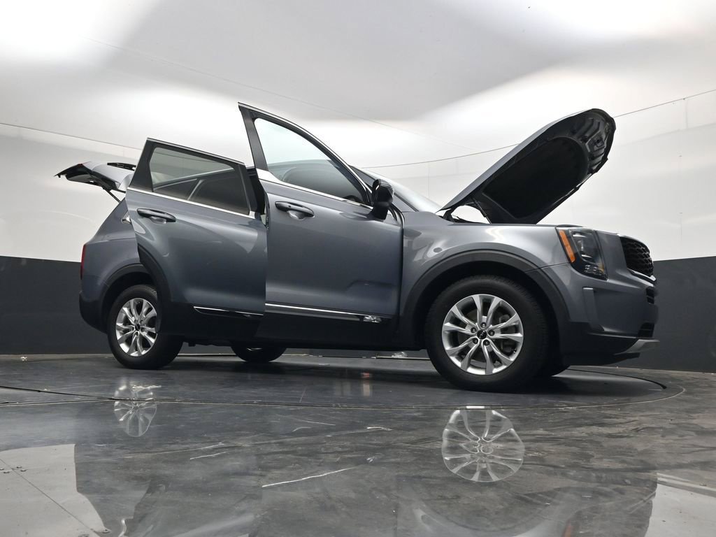 Used 2022 Kia Telluride LX AWD/4WD image 47