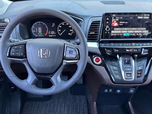 New 2026 Honda Odyssey Touring image 28