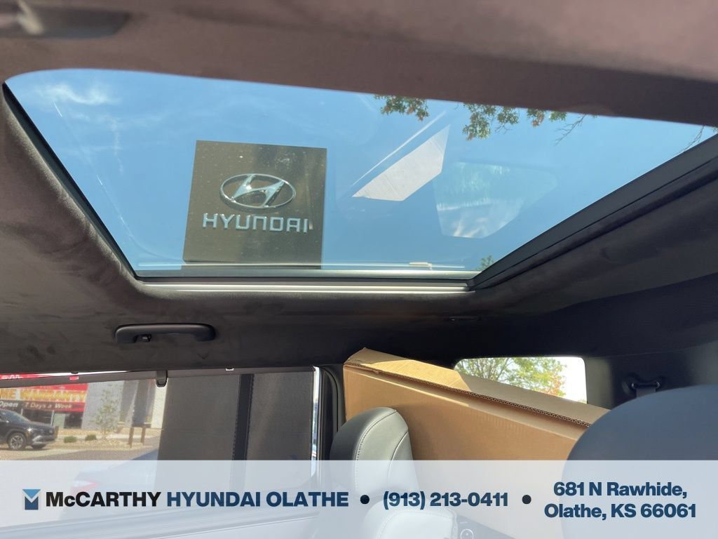 Used 2026 Hyundai Santa Fe Calligraphy AWD/4WD image 9