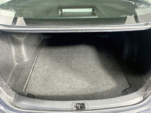 Used 2025 Toyota Corolla LE FWD image 27