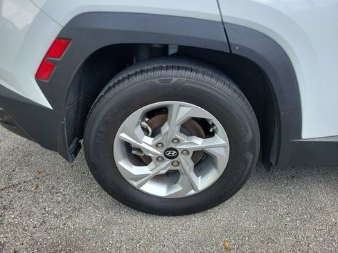 Certified 2024 Hyundai Tucson SEL FWD image 5