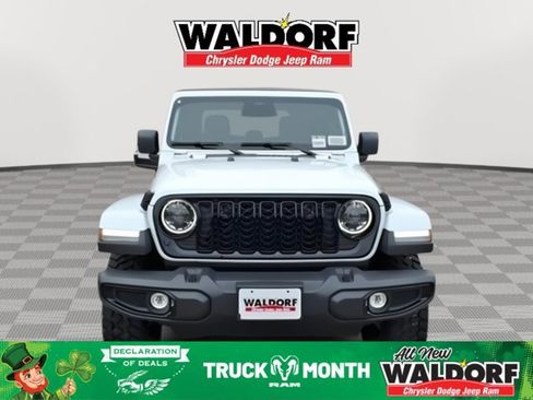 New 2026 Jeep Gladiator Willys image 6