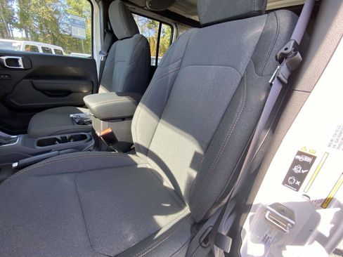 New 2026 Jeep Wrangler Sport AWD/4WD image 10