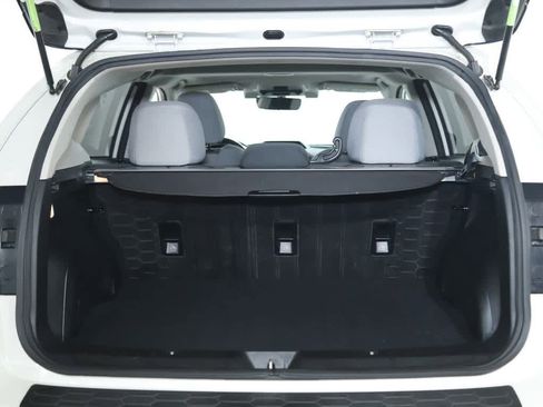 Used 2022 Subaru Crosstrek 2.0i Premium w/ Moonroof Package image 31