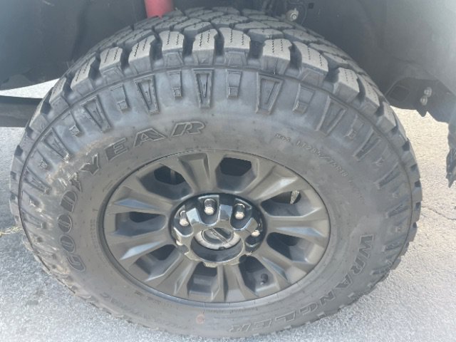 Used 2022 Ford F250 Lariat w/ Tremor Off-Road Package AWD/4WD image 27