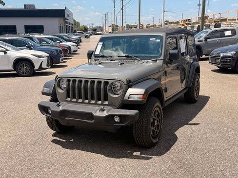 Used 2023 Jeep Wrangler Unlimited Sport AWD/4WD image 1