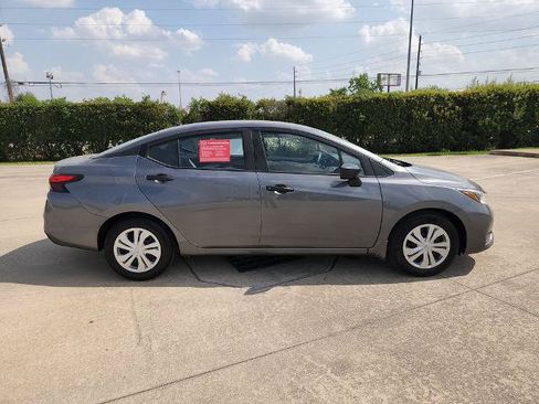Certified 2025 Nissan Versa S w/ Trunk Package FWD image 4