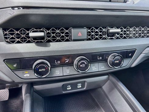 Certified 2023 Honda Accord EX image 17