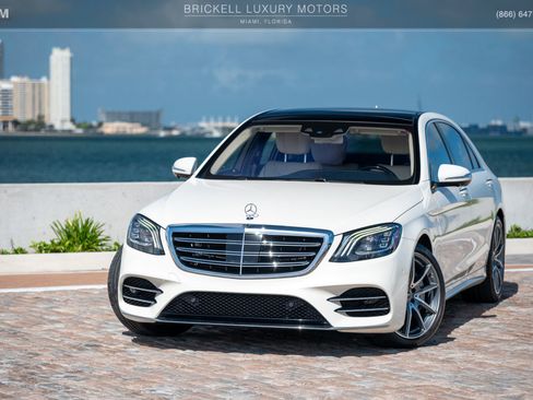 Used 2019 Mercedes-Benz S 560 Sedan image 2