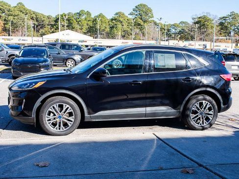 Certified 2022 Ford Escape SEL image 3