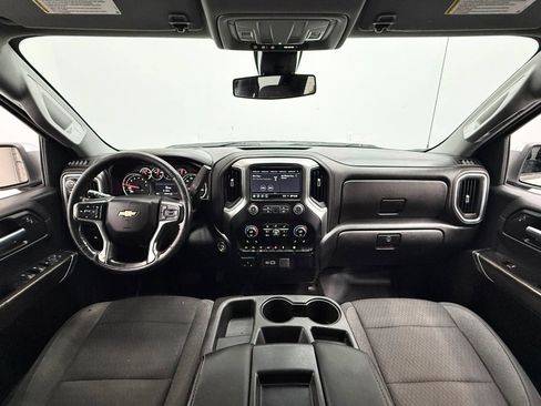 Used 2020 Chevrolet Silverado 1500 LT w/ Convenience Package AWD/4WD image 13