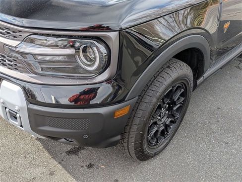 Used 2025 Ford Bronco Sport Badlands w/ Badlands Tech Package image 9