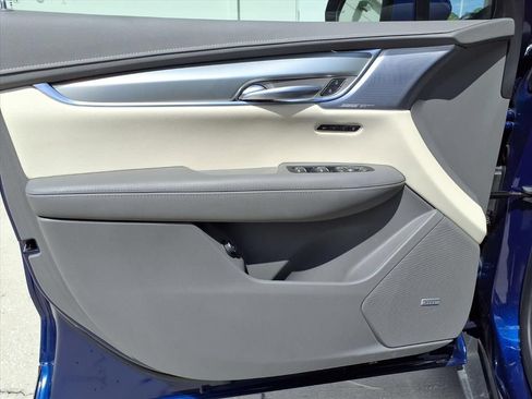Used 2024 Cadillac XT5 Premium Luxury FWD image 14