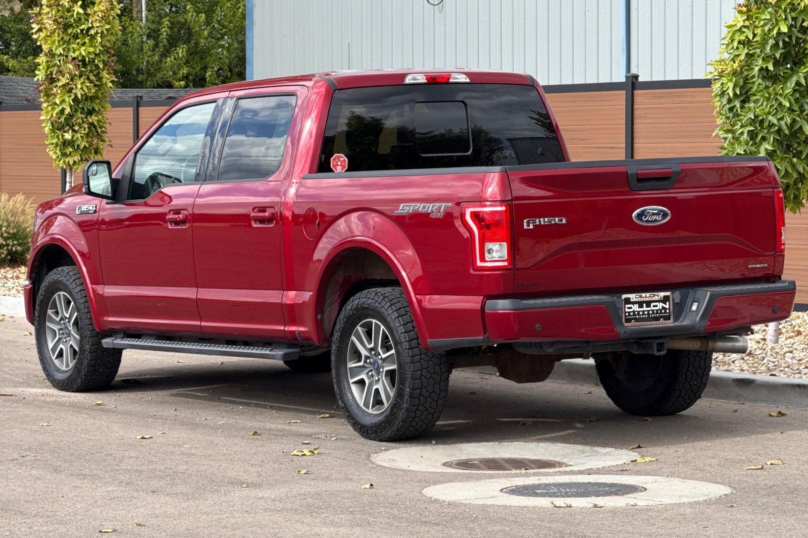 Used 2016 Ford F150 XLT w/ Equipment Group 302A Luxury AWD/4WD image 9