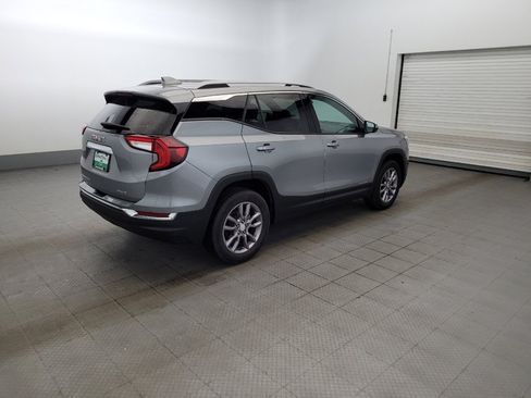 Used 2023 GMC Terrain SLT AWD/4WD image 10