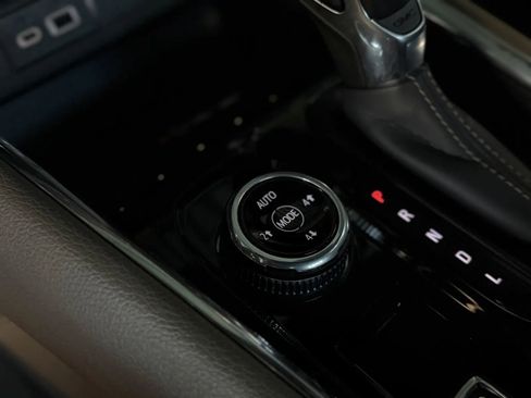 Used 2023 GMC Canyon Denali w/ Denali Black Edition image 37