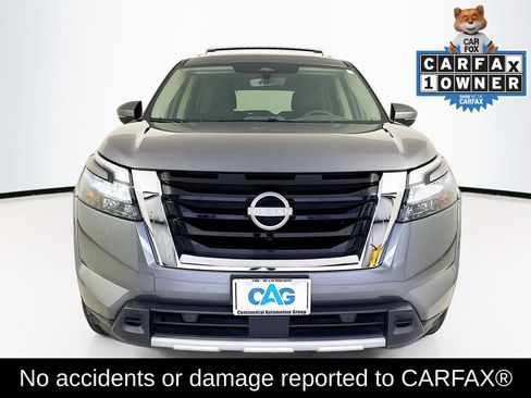 Used 2025 Nissan Pathfinder SL w/ SL Premium Package AWD/4WD image 2