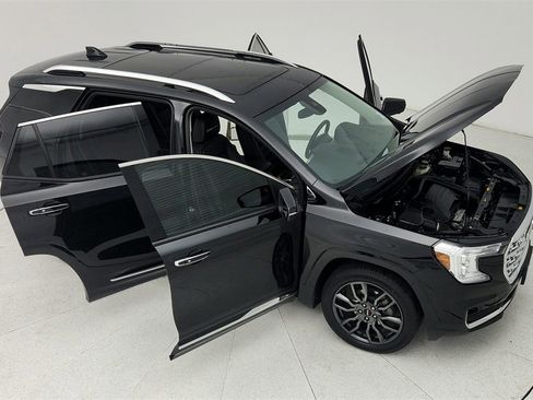 Certified 2023 GMC Terrain Denali w/ Black Diamond Edition image 45