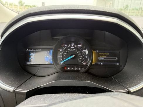 Used 2019 Ford Edge Titanium w/ Equipment Group 301A AWD/4WD image 6