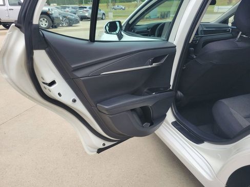 Used 2025 Toyota Camry LE FWD image 7