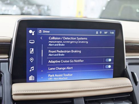 Used 2024 Chevrolet Suburban Premier w/ Premium Package image 27