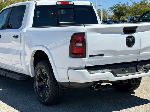 New 2026 RAM 1500 Big Horn AWD/4WD image 5