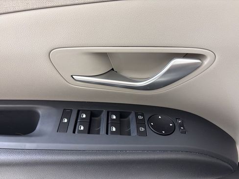 Certified 2025 Hyundai Tucson SEL image 17