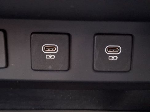 Used 2024 Land Rover Defender 110 S AWD/4WD image 19