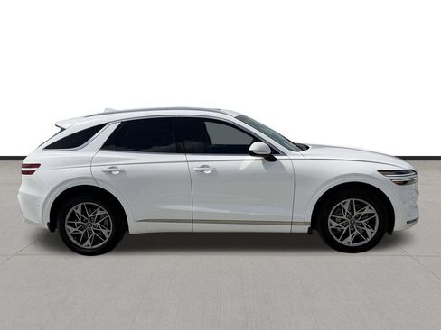 Used 2023 Genesis GV70 2.5T w/ Advanced Package AWD/4WD image 4
