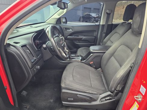 Used 2016 GMC Canyon SLE w/ SLE Convenience Package image 9