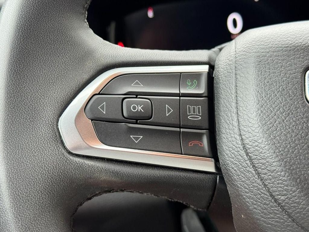 Used 2023 Jeep Compass Limited w/ Elite Group AWD/4WD image 20
