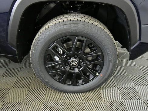 New 2026 Toyota Tundra Limited AWD/4WD image 17